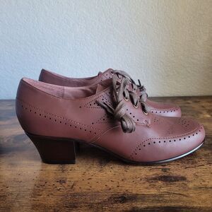 American Duchess Claire Brown Red Leather Oxford Heeled Lace Up Shoes Size 8